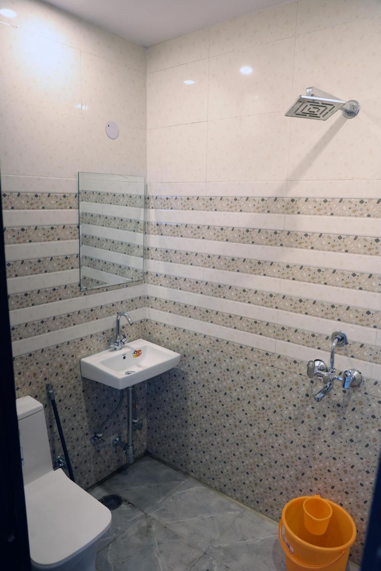 Hostel Back Stayz Delhi New Delhi