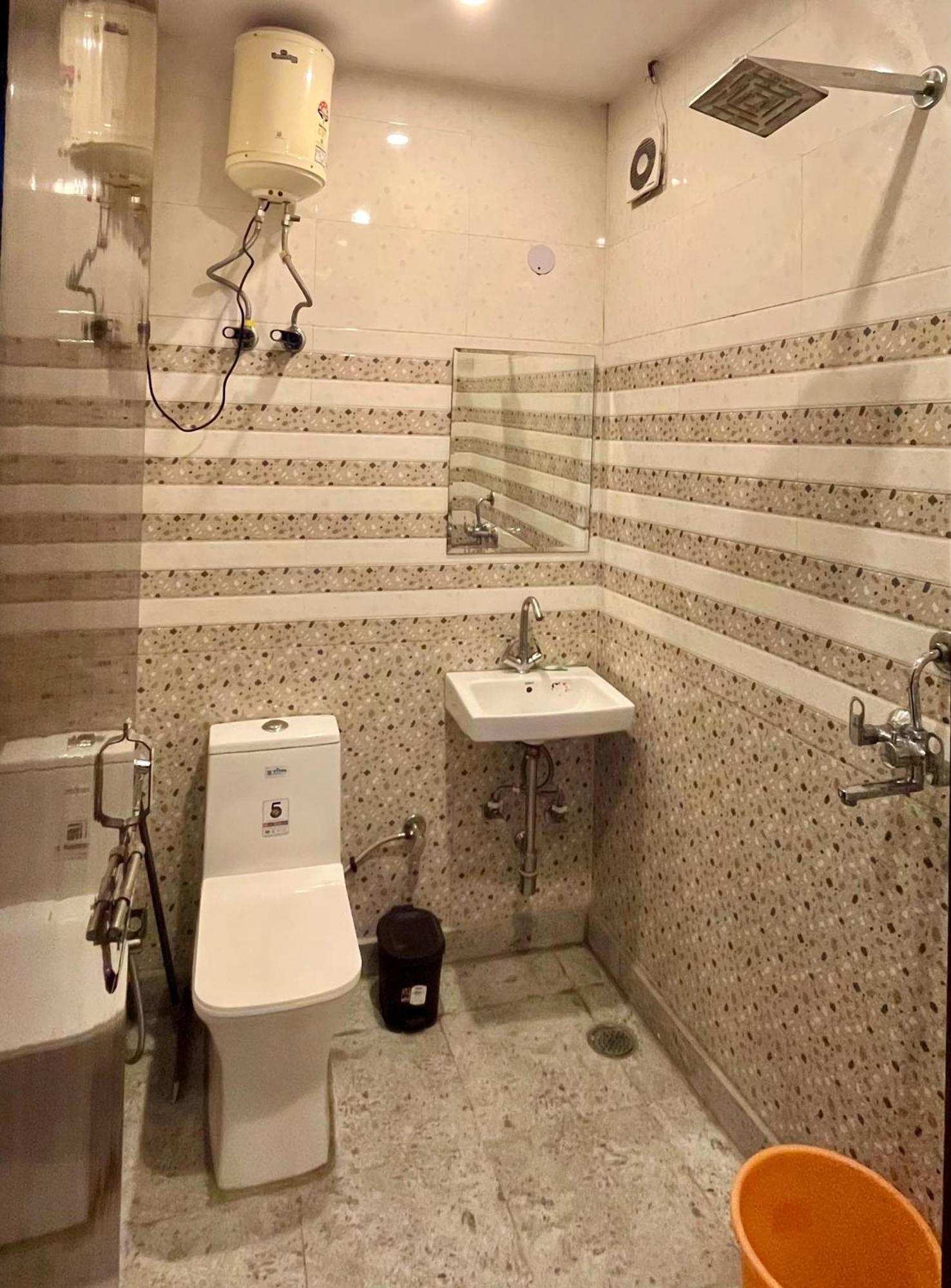 Back Stayz Delhi Hostel New Delhi
